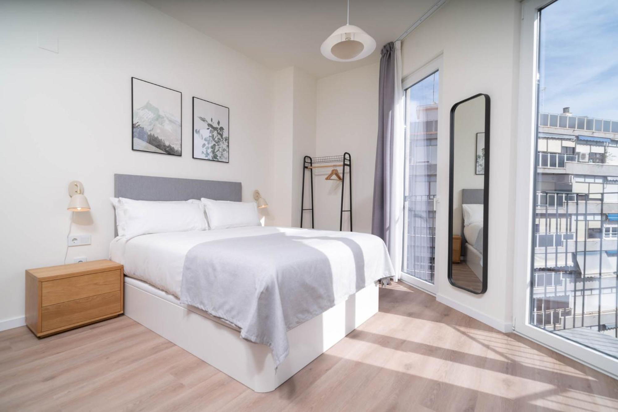 Limehome Valencia Carrer De Sant Jacint מראה חיצוני תמונה