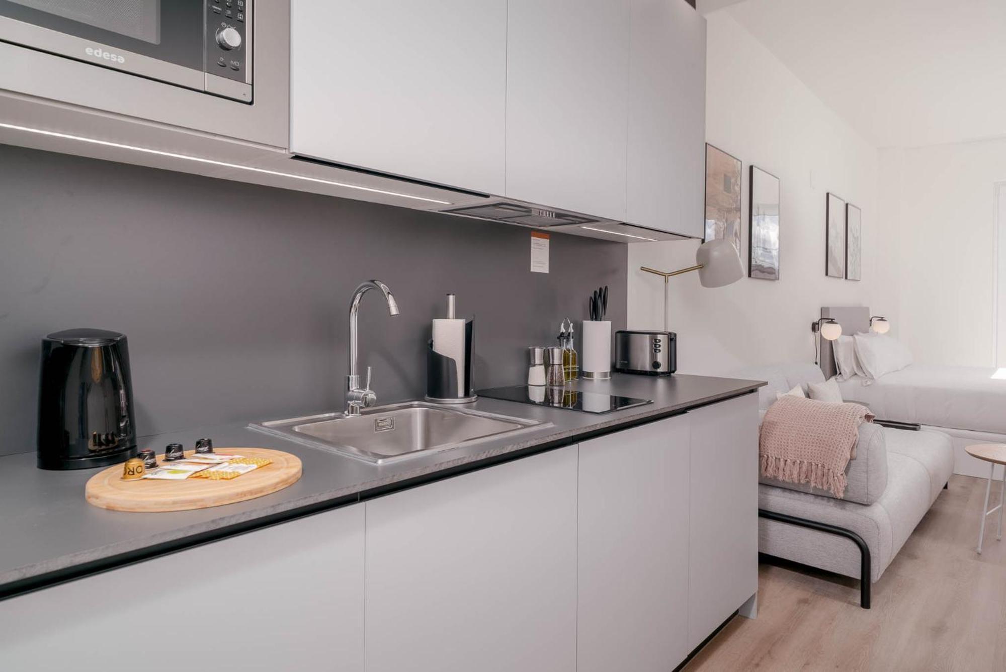 Limehome Valencia Carrer De Sant Jacint מראה חיצוני תמונה